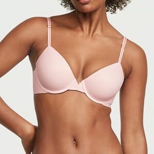 Victoria's Secret Smooth Lightly Lined Full Coverage Bra Size 40DD - NWOT